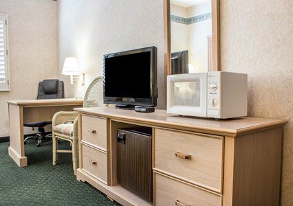 Hotel Baymont By Wyndham
