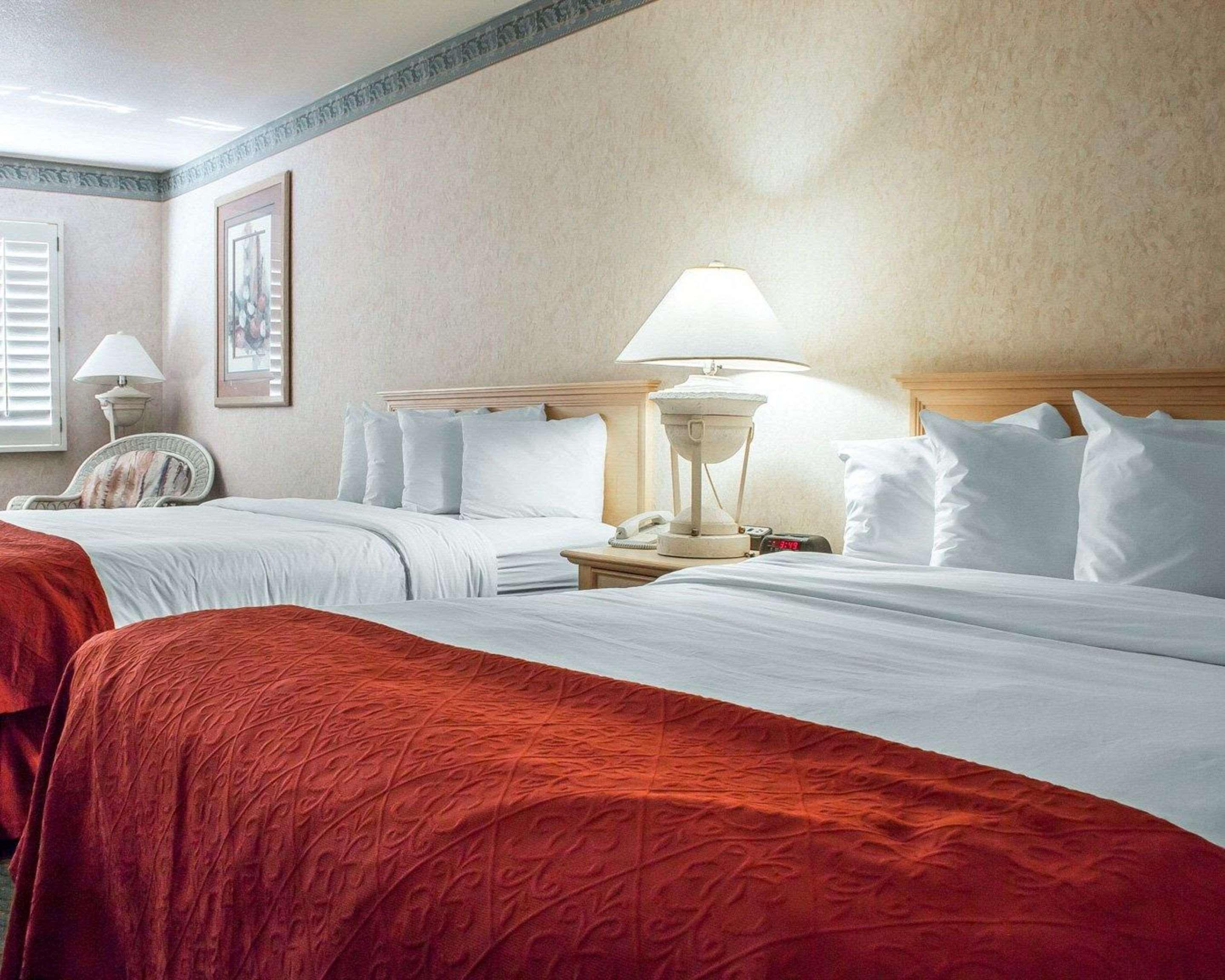 Baymont By Wyndham Hotel